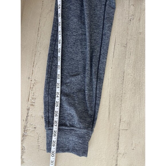 Lululemon Jogger Pants Women Size 6 Gray Tapered with Pockets Draw String Soft - Picture 5 of 6